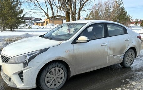 KIA Rio IV, 2022 год, 1 100 000 рублей, 5 фотография