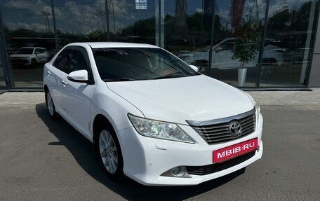 Toyota Camry, 2012 год, 1 300 000 рублей, 3 фотография
