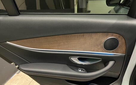 Mercedes-Benz E-Класс, 2017 год, 2 890 000 рублей, 11 фотография