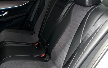Mercedes-Benz E-Класс, 2017 год, 2 890 000 рублей, 12 фотография
