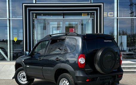 Chevrolet Niva I рестайлинг, 2013 год, 450 000 рублей, 5 фотография