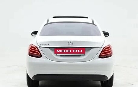 Mercedes-Benz C-Класс, 2017 год, 1 655 000 рублей, 4 фотография