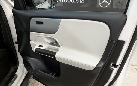 Mercedes-Benz GLB, 2021 год, 4 290 000 рублей, 24 фотография