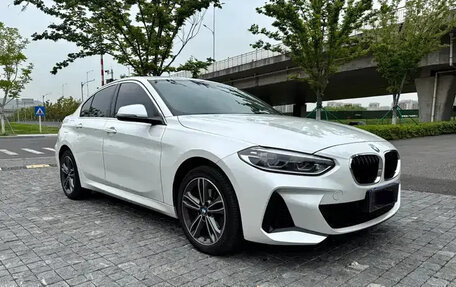 BMW 1 серия, 2023 год, 1 720 000 рублей, 1 фотография