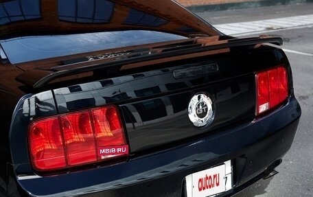 Ford Mustang VI рестайлинг, 2007 год, 5 500 000 рублей, 12 фотография