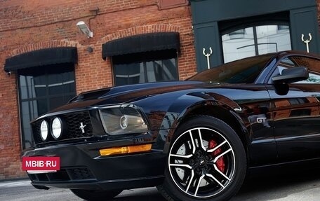 Ford Mustang VI рестайлинг, 2007 год, 5 500 000 рублей, 10 фотография