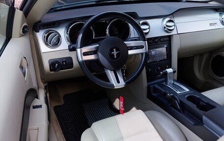Ford Mustang VI рестайлинг, 2007 год, 5 500 000 рублей, 20 фотография