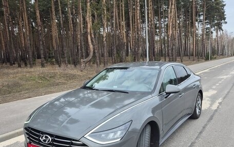 Hyundai Sonata VIII, 2020 год, 2 000 000 рублей, 3 фотография