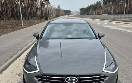 Hyundai Sonata VIII, 2020 год, 2 000 000 рублей, 2 фотография