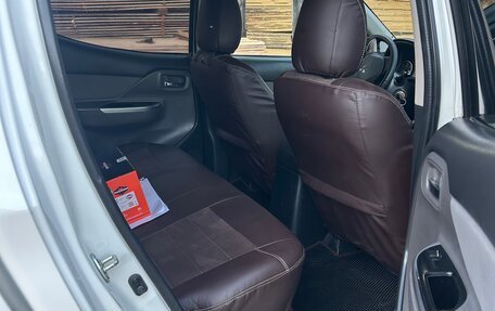 Mitsubishi L200 IV рестайлинг, 2015 год, 2 010 000 рублей, 7 фотография