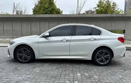 BMW 1 серия, 2023 год, 1 720 000 рублей, 4 фотография