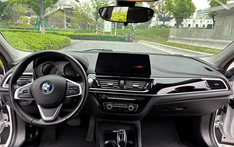 BMW 1 серия, 2023 год, 1 720 000 рублей, 10 фотография