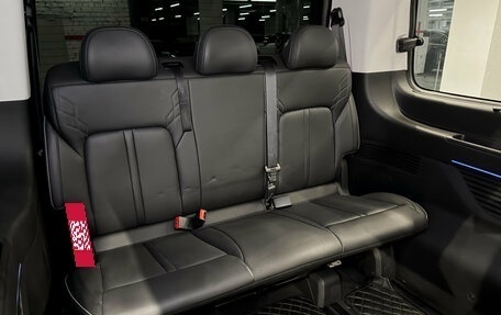Hyundai Staria, 2021 год, 5 500 000 рублей, 21 фотография