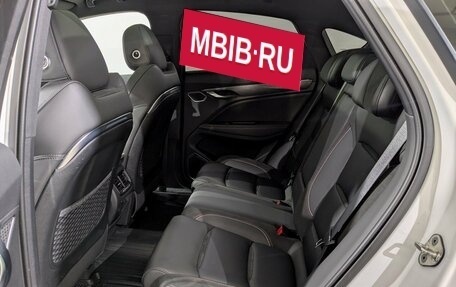 Geely Tugella FY11, 2023 год, 2 770 000 рублей, 4 фотография