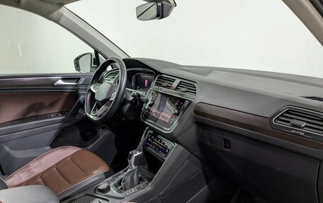 Volkswagen Tiguan II, 2021 год, 3 050 000 рублей, 15 фотография
