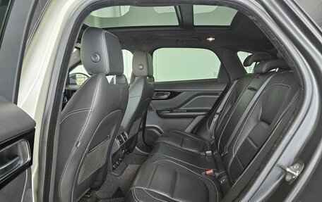 Jaguar F-Pace, 2016 год, 3 269 000 рублей, 14 фотография
