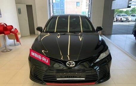 Toyota Camry, 2021 год, 3 710 500 рублей, 2 фотография