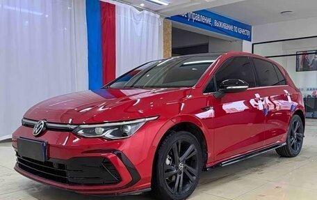 Volkswagen Golf VIII, 2022 год, 2 104 000 рублей, 1 фотография