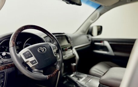 Toyota Land Cruiser 200, 2015 год, 3 740 000 рублей, 11 фотография