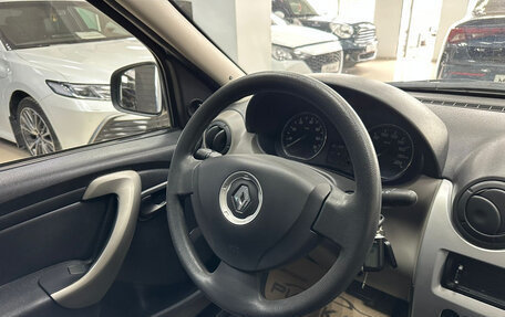 Renault Logan I, 2010 год, 700 000 рублей, 11 фотография