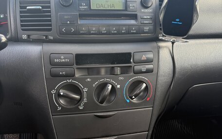 Toyota Corolla, 2003 год, 550 000 рублей, 3 фотография