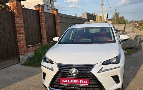 Lexus NX I, 2018 год, 3 700 000 рублей, 3 фотография