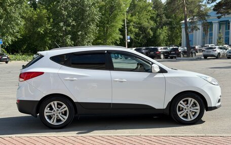 Hyundai ix35 I рестайлинг, 2010 год, 899 999 рублей, 7 фотография