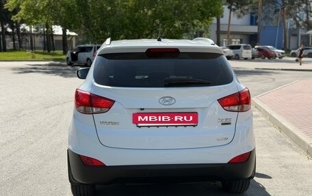 Hyundai ix35 I рестайлинг, 2010 год, 899 999 рублей, 5 фотография