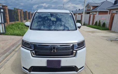 Honda Stepwgn, 2025 год, 3 200 000 рублей, 2 фотография