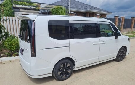Honda Stepwgn, 2025 год, 3 200 000 рублей, 4 фотография