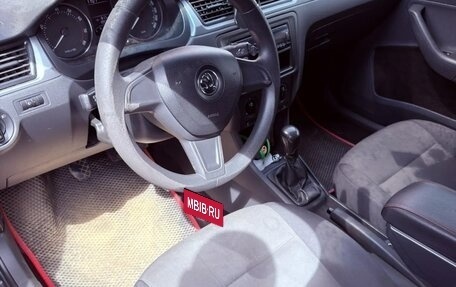 Skoda Rapid I, 2015 год, 650 000 рублей, 7 фотография