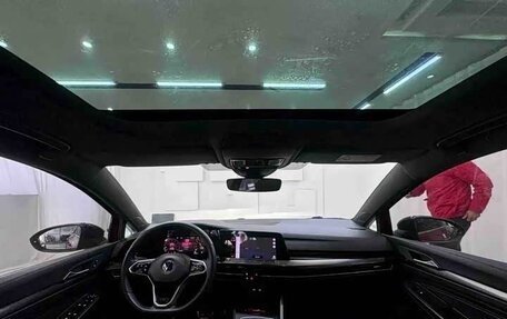 Volkswagen Golf VIII, 2022 год, 2 104 000 рублей, 12 фотография