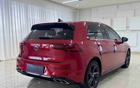 Volkswagen Golf VIII, 2022 год, 2 104 000 рублей, 6 фотография