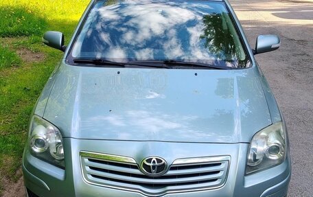 Toyota Avensis III рестайлинг, 2008 год, 750 000 рублей, 3 фотография