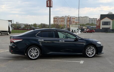 Toyota Camry, 2018 год, 2 535 000 рублей, 6 фотография