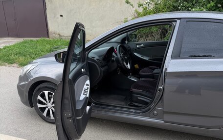 Hyundai Solaris II рестайлинг, 2014 год, 830 000 рублей, 5 фотография