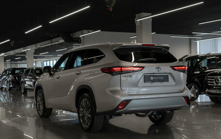 Toyota Highlander, 2026 год, 5 700 000 рублей, 23 фотография