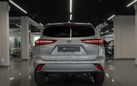 Toyota Highlander, 2026 год, 5 700 000 рублей, 25 фотография