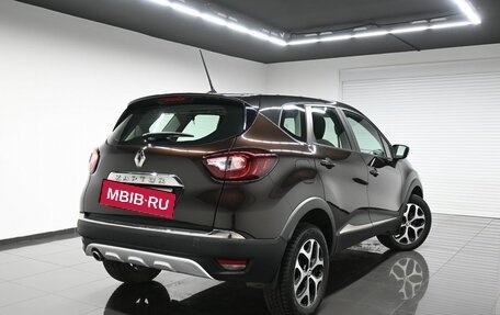 Renault Kaptur I рестайлинг, 2020 год, 1 695 000 рублей, 2 фотография