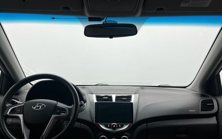 Hyundai Solaris II рестайлинг, 2013 год, 705 000 рублей, 23 фотография