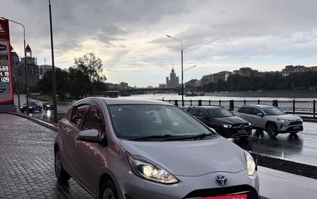 Toyota Aqua I, 2018 год, 1 160 000 рублей, 6 фотография