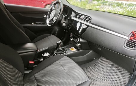 KIA Rio IV, 2018 год, 1 300 000 рублей, 8 фотография