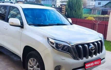 Toyota Land Cruiser Prado 150 рестайлинг 2, 2015 год, 3 390 000 рублей, 1 фотография
