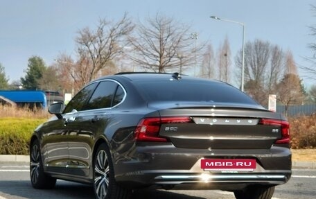 Volvo S90 II рестайлинг, 2024 год, 4 980 000 рублей, 3 фотография