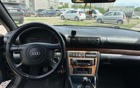 Audi A4, 1998 год, 380 000 рублей, 11 фотография