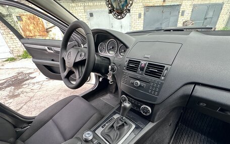 Mercedes-Benz C-Класс, 2008 год, 1 030 000 рублей, 19 фотография