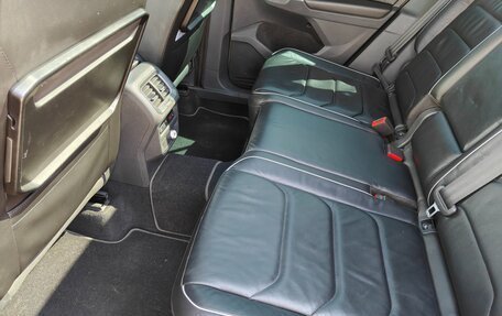 Volkswagen Tiguan II, 2017 год, 2 450 000 рублей, 16 фотография