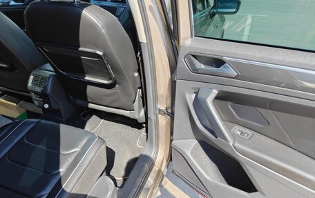 Volkswagen Tiguan II, 2017 год, 2 450 000 рублей, 15 фотография