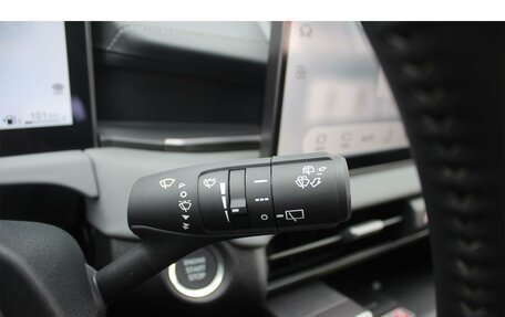 Toyota RAV4, 2026 год, 4 550 000 рублей, 31 фотография