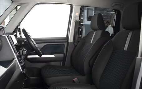 Toyota Roomy I, 2021 год, 1 390 000 рублей, 6 фотография